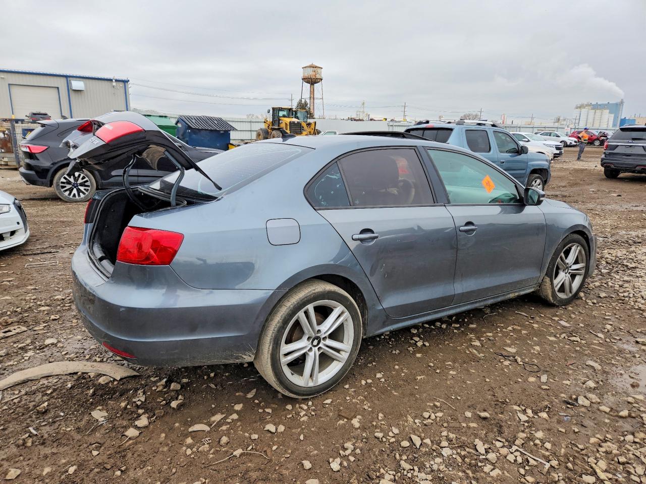 2011 VOLKSWAGEN JETTA SE photo 5