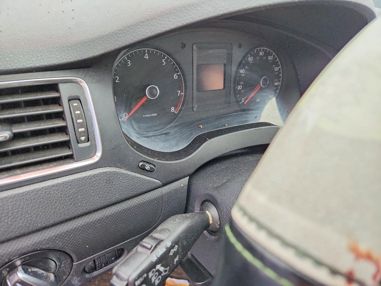 2011 VOLKSWAGEN JETTA SE photo 17