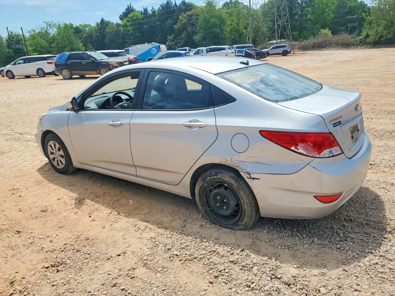 2015 HYUNDAI ACCENT GLS photo 3