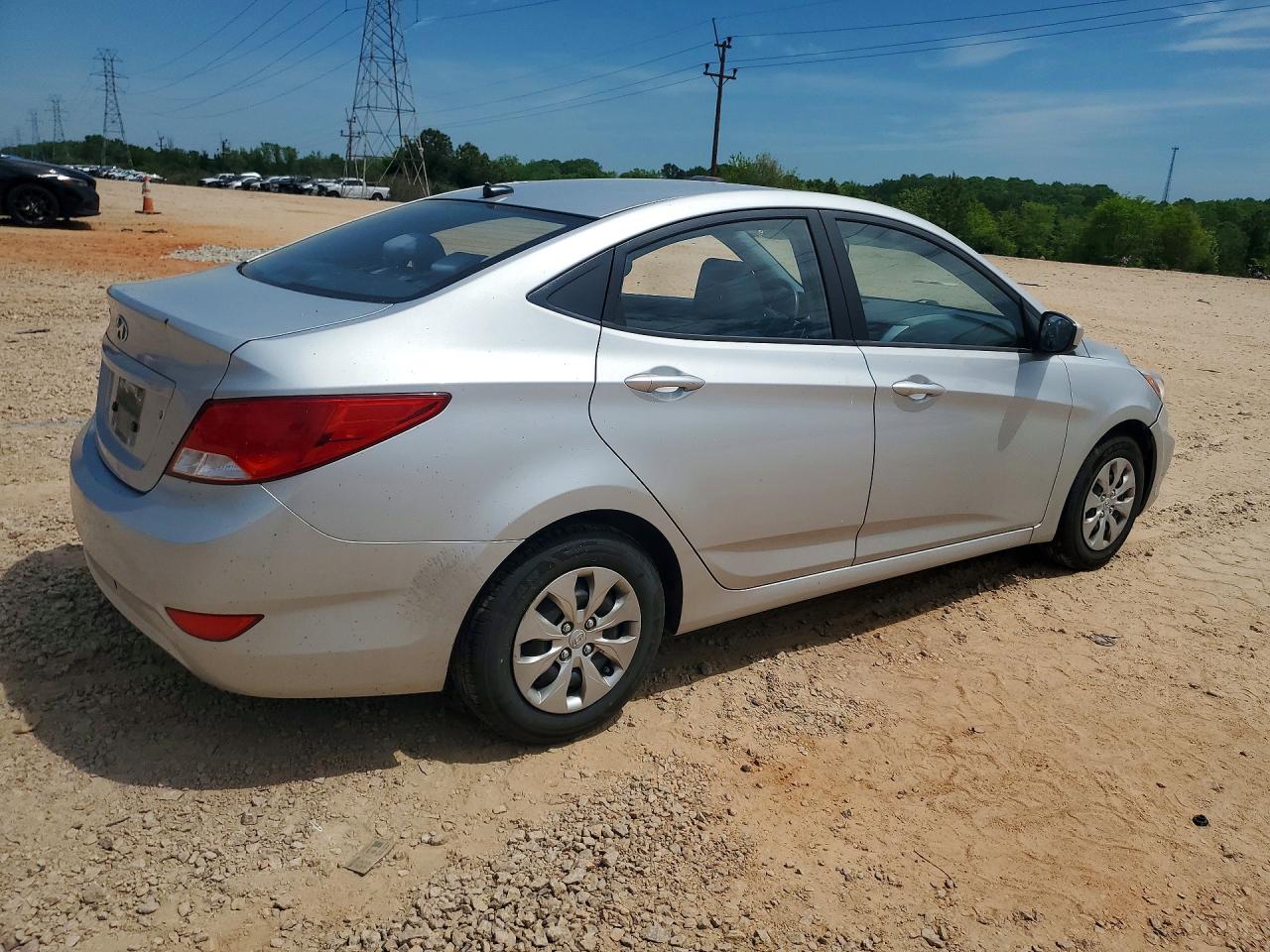2015 HYUNDAI ACCENT GLS photo 5