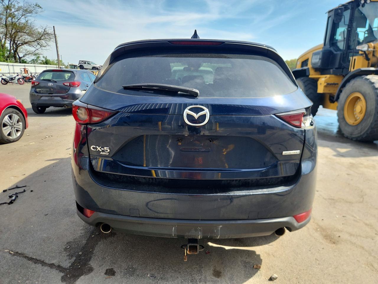 2020 MAZDA CX-5 TOURING photo 11