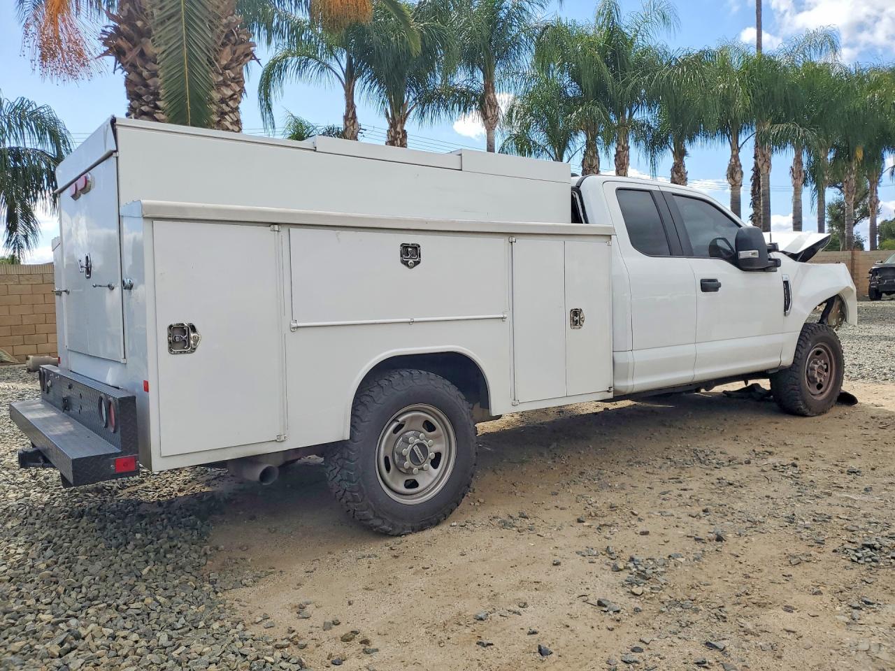2022 FORD F350 SUPER DUTY photo 7