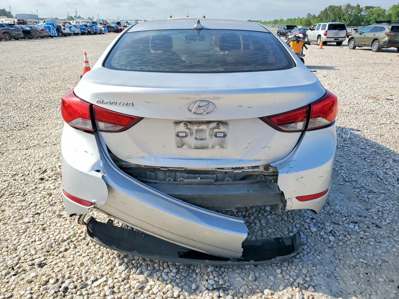 2014 HYUNDAI ELANTRA SE photo 11