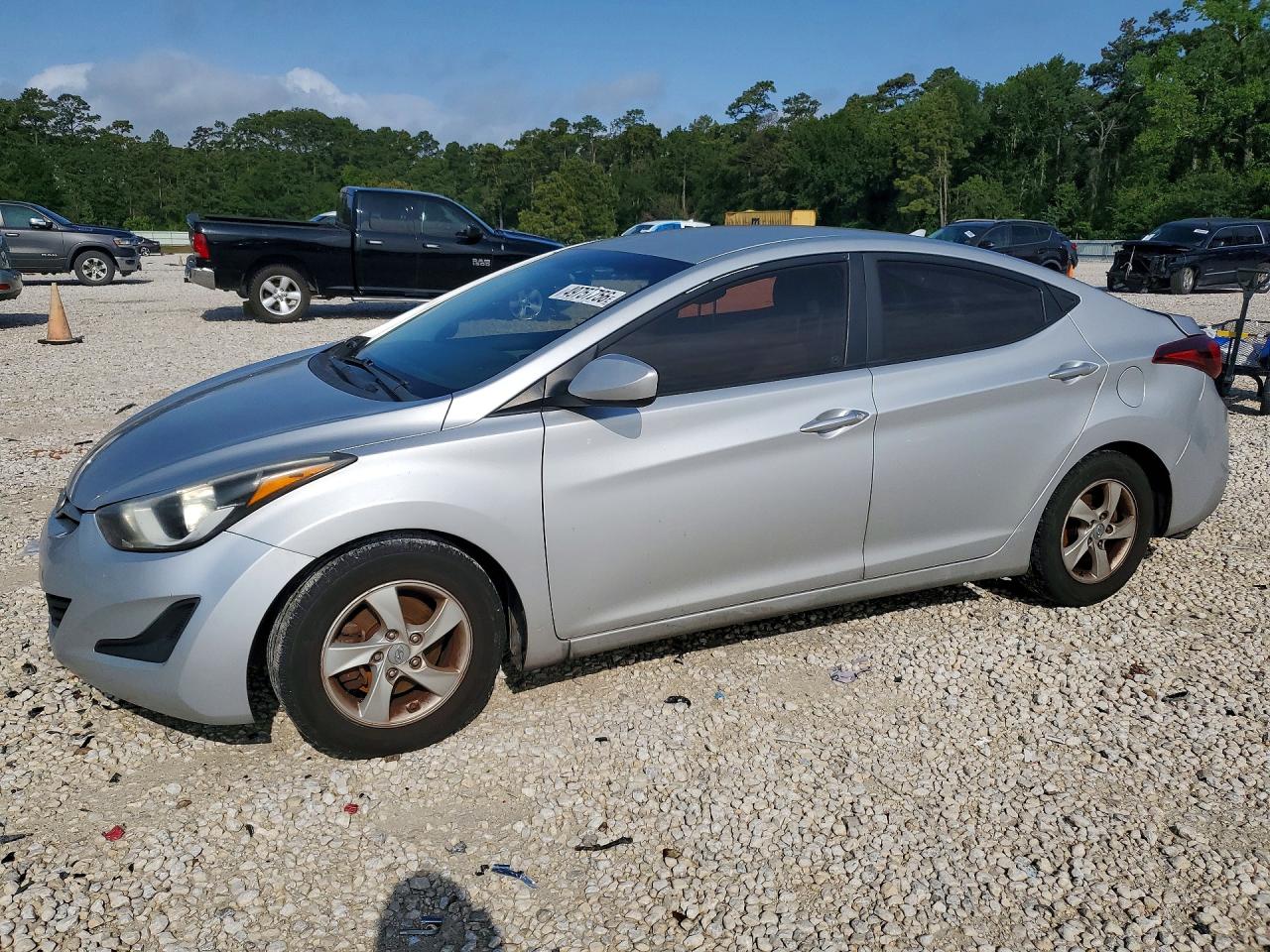 2014 HYUNDAI ELANTRA