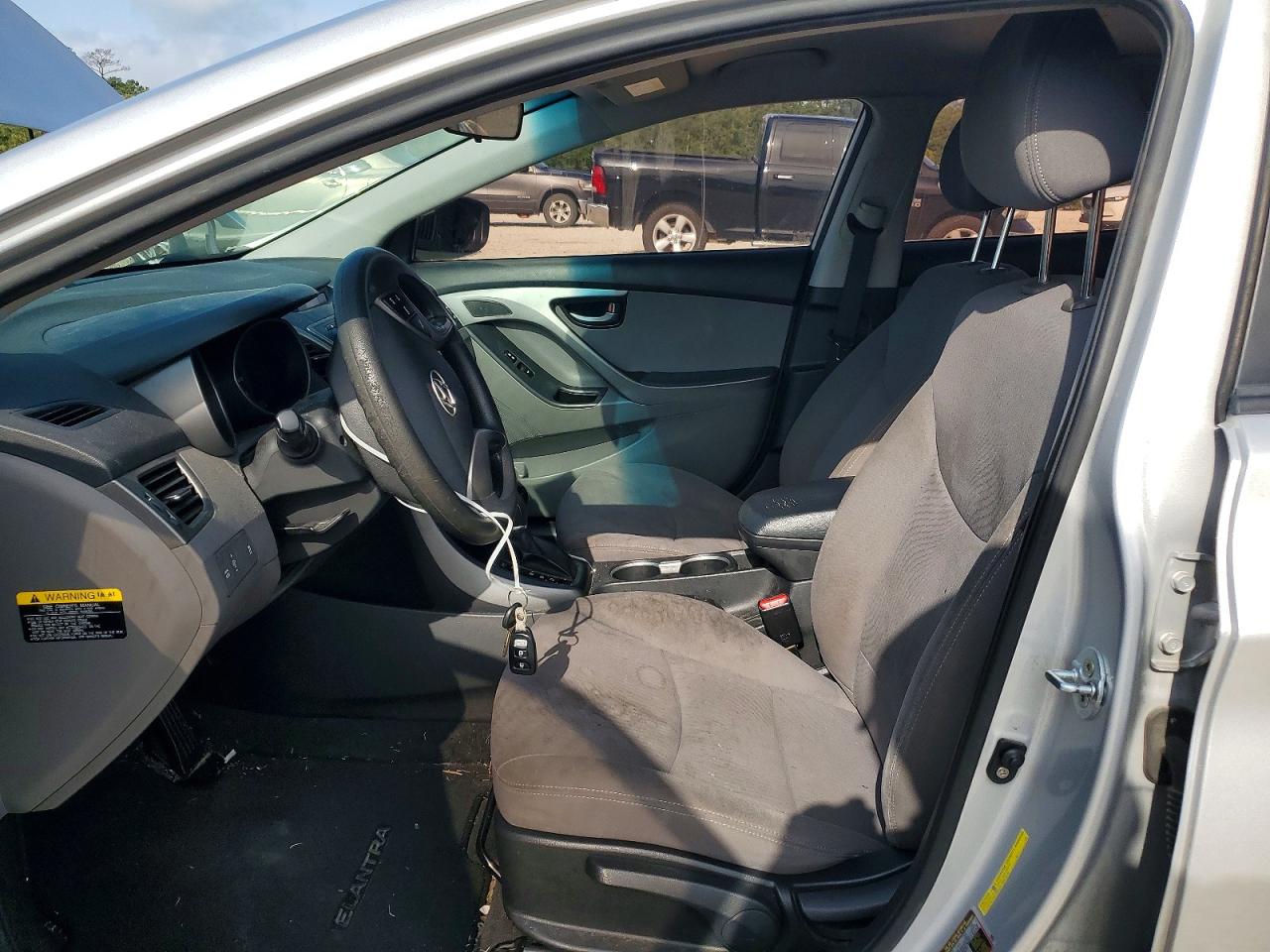 2014 HYUNDAI ELANTRA SE photo 13