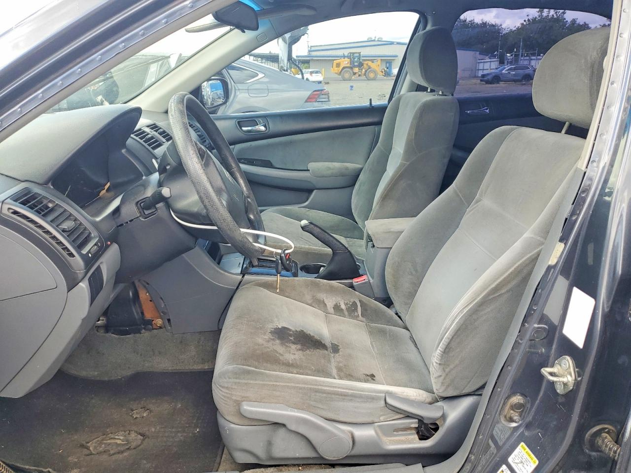 2006 HONDA ACCORD photo 13