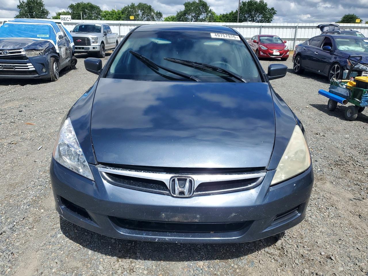 2006 HONDA ACCORD photo 9