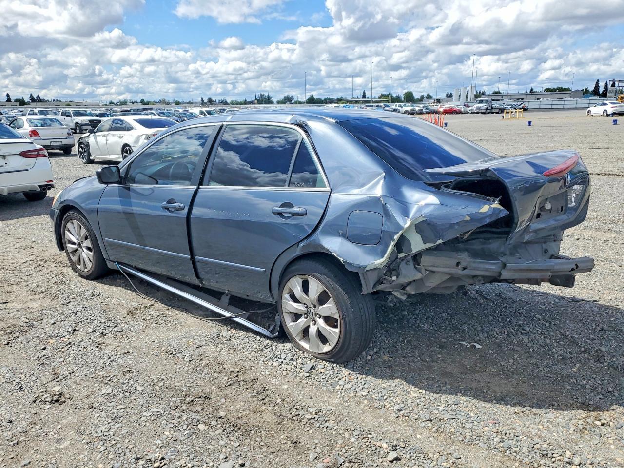 2006 HONDA ACCORD photo 3