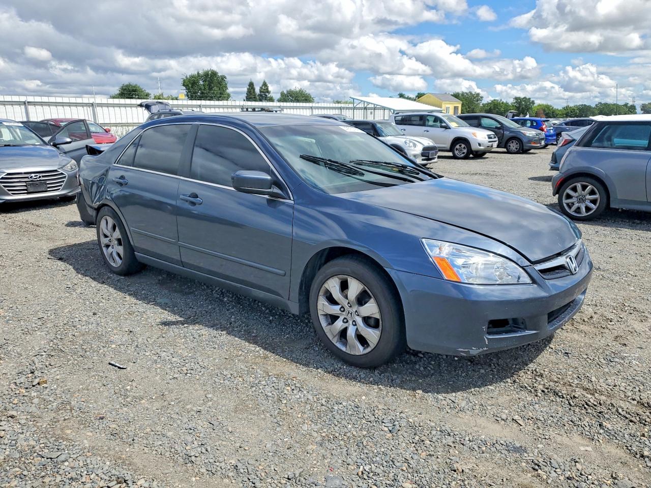 2006 HONDA ACCORD photo 7