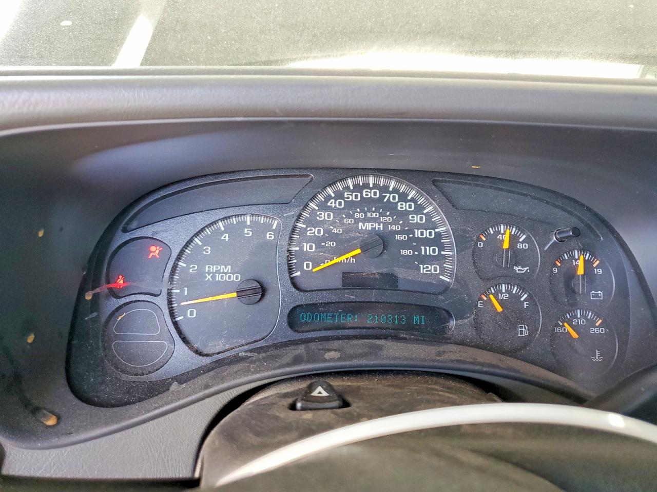 2005 CHEVROLET SILVERADO C1500 photo 9
