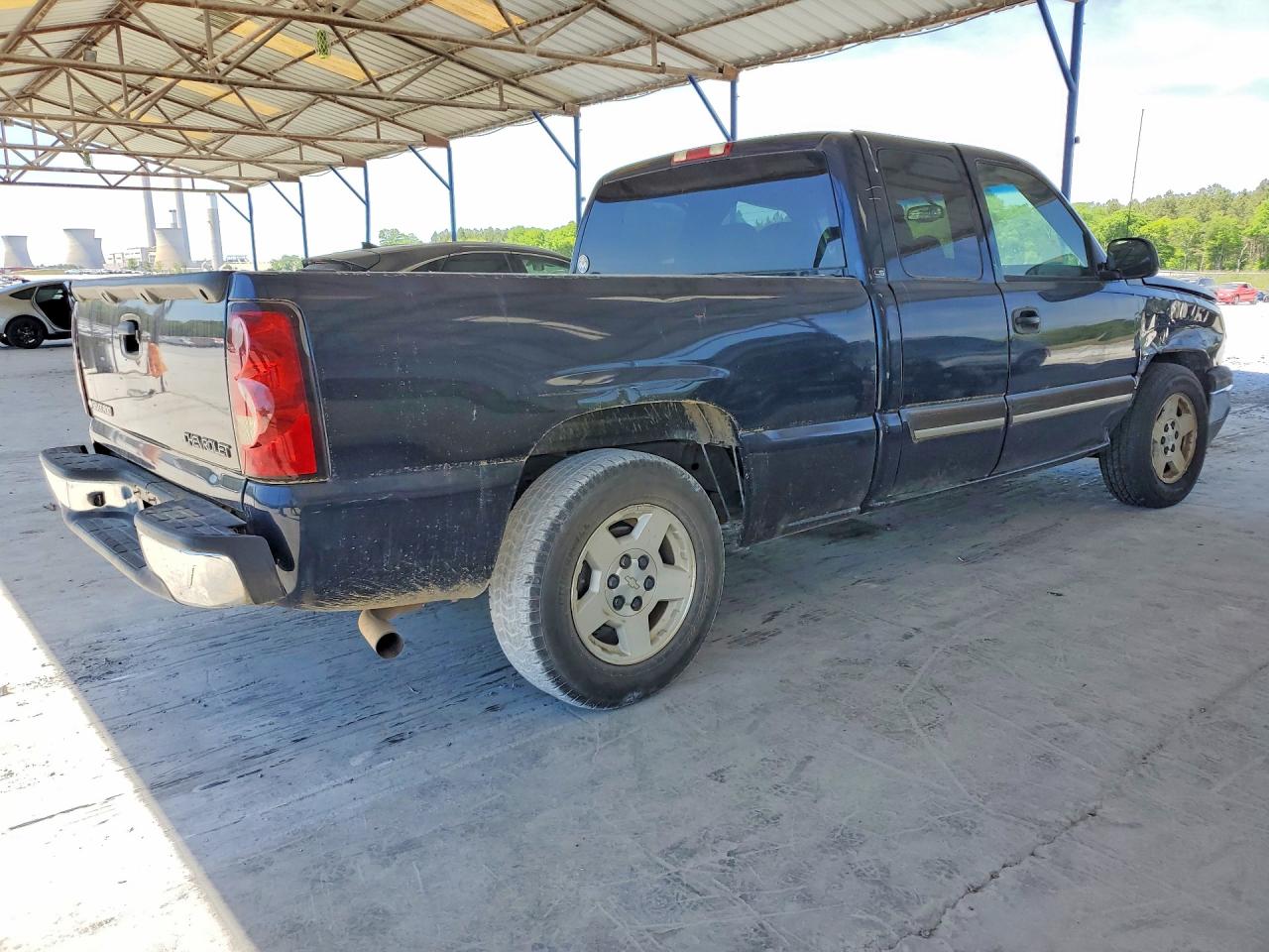 2005 CHEVROLET SILVERADO C1500 photo 3