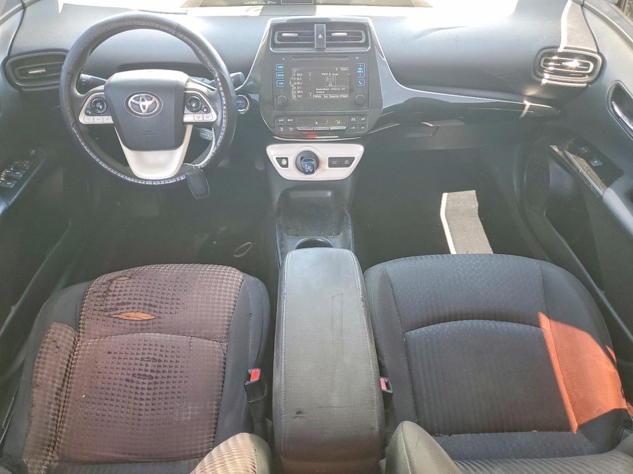 2017 TOYOTA PRIUS TWO photo 22