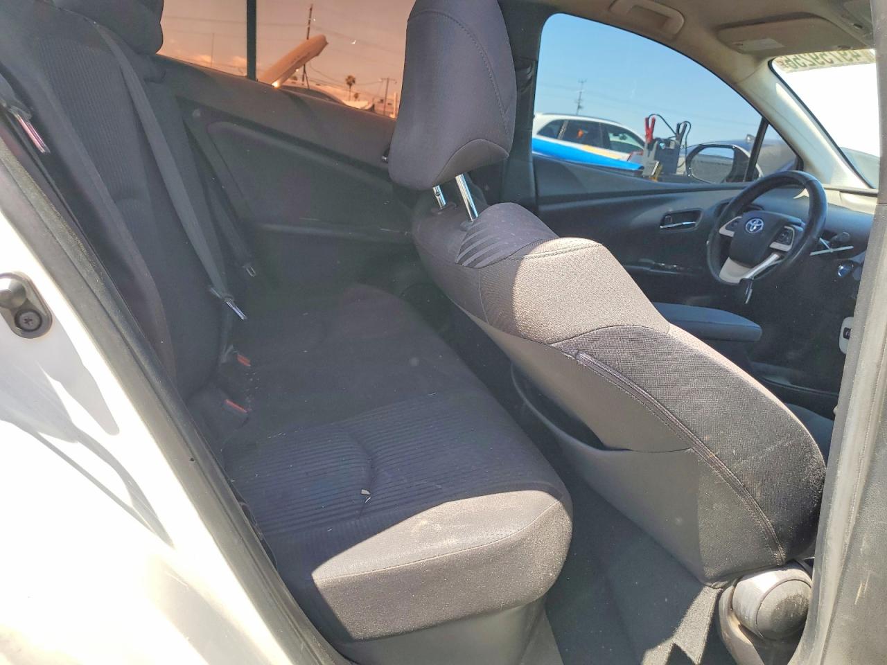 2017 TOYOTA PRIUS TWO photo 28