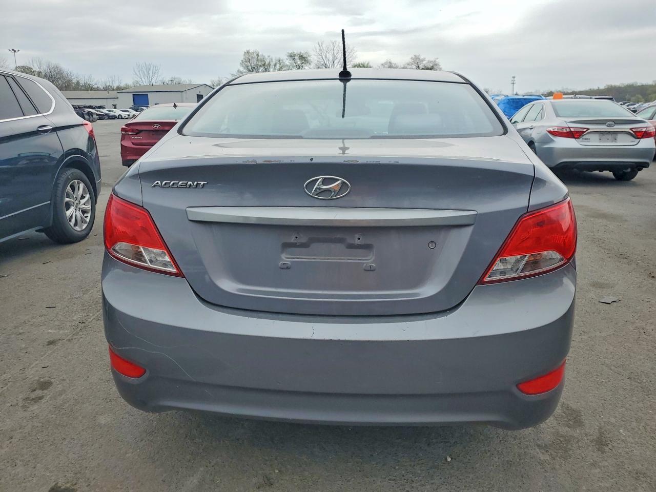 2015 HYUNDAI ACCENT GLS photo 11