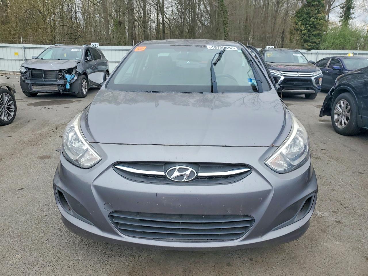 2015 HYUNDAI ACCENT GLS photo 9