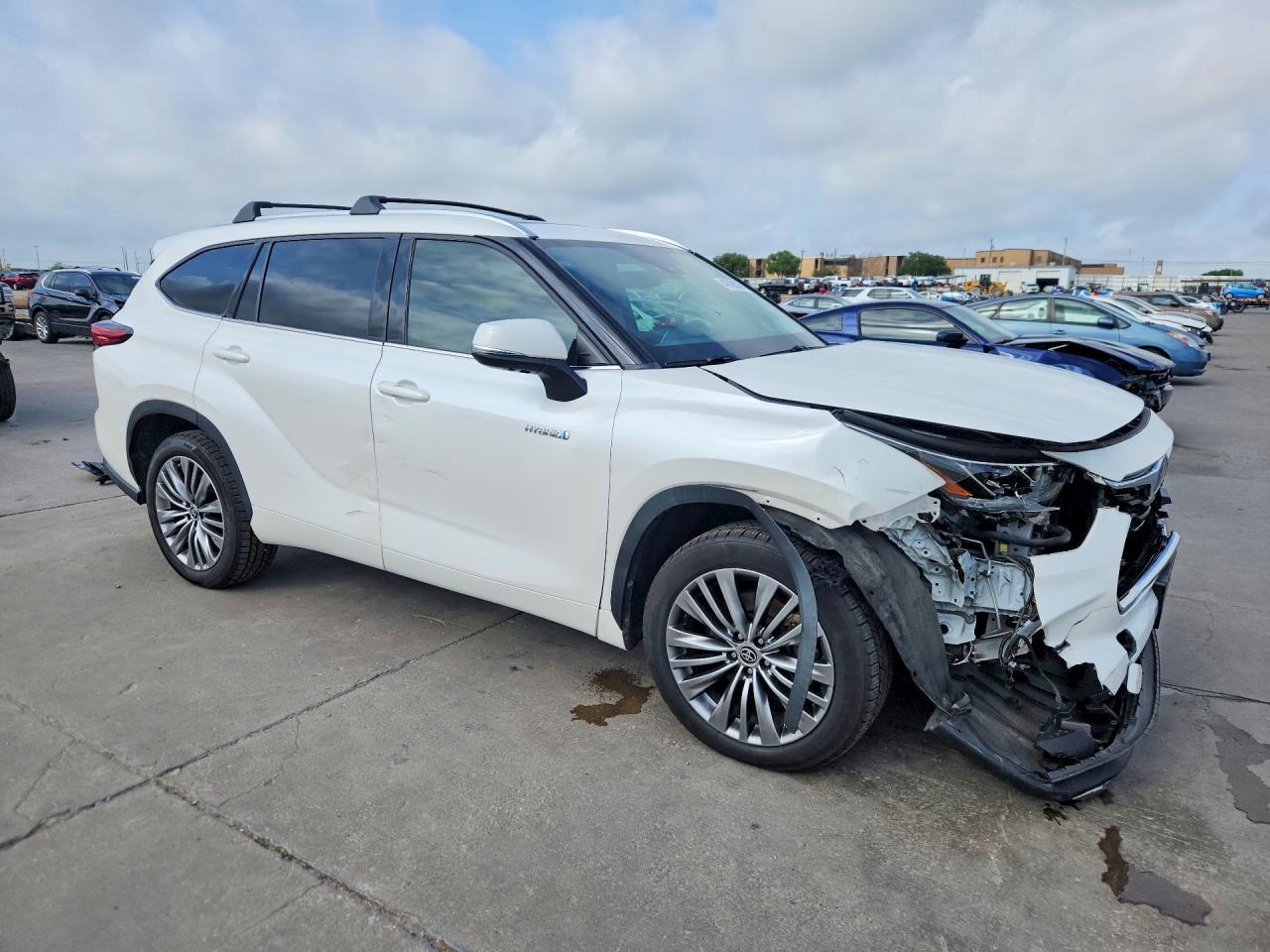 2021 TOYOTA HIGHLANDER HYBRID PLATINUM photo 7