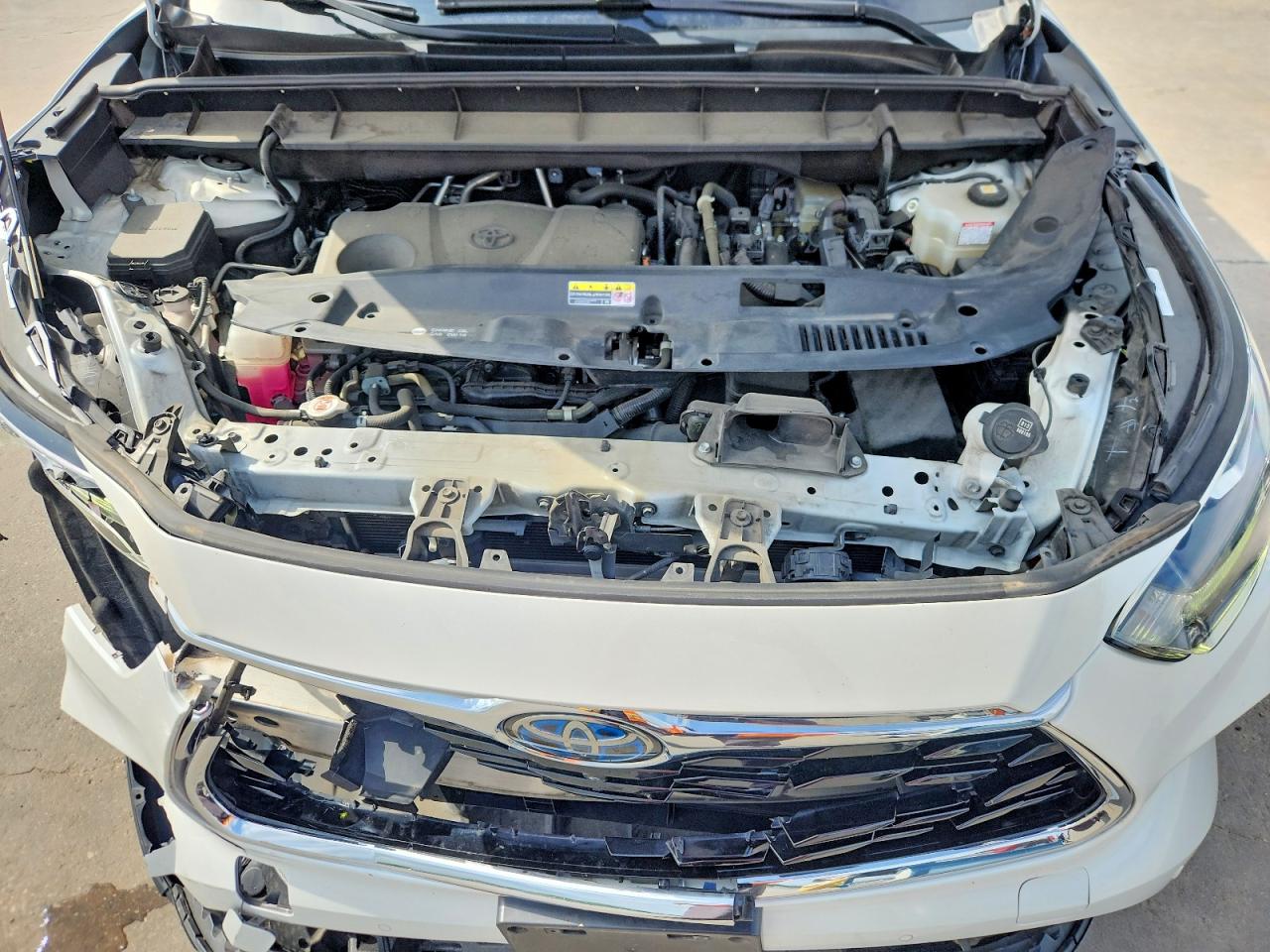 2021 TOYOTA HIGHLANDER HYBRID PLATINUM photo 23