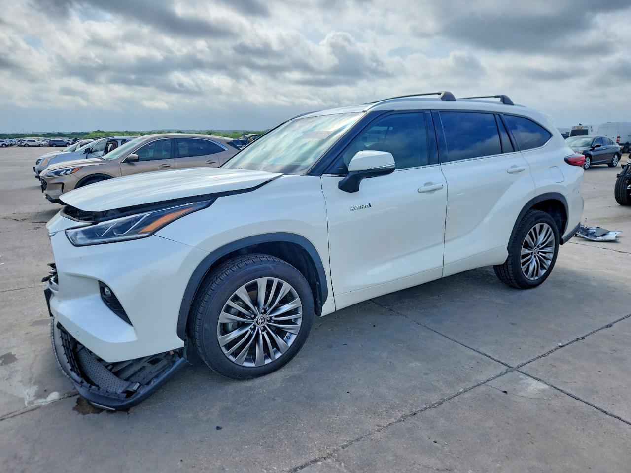 2021 TOYOTA HIGHLANDER