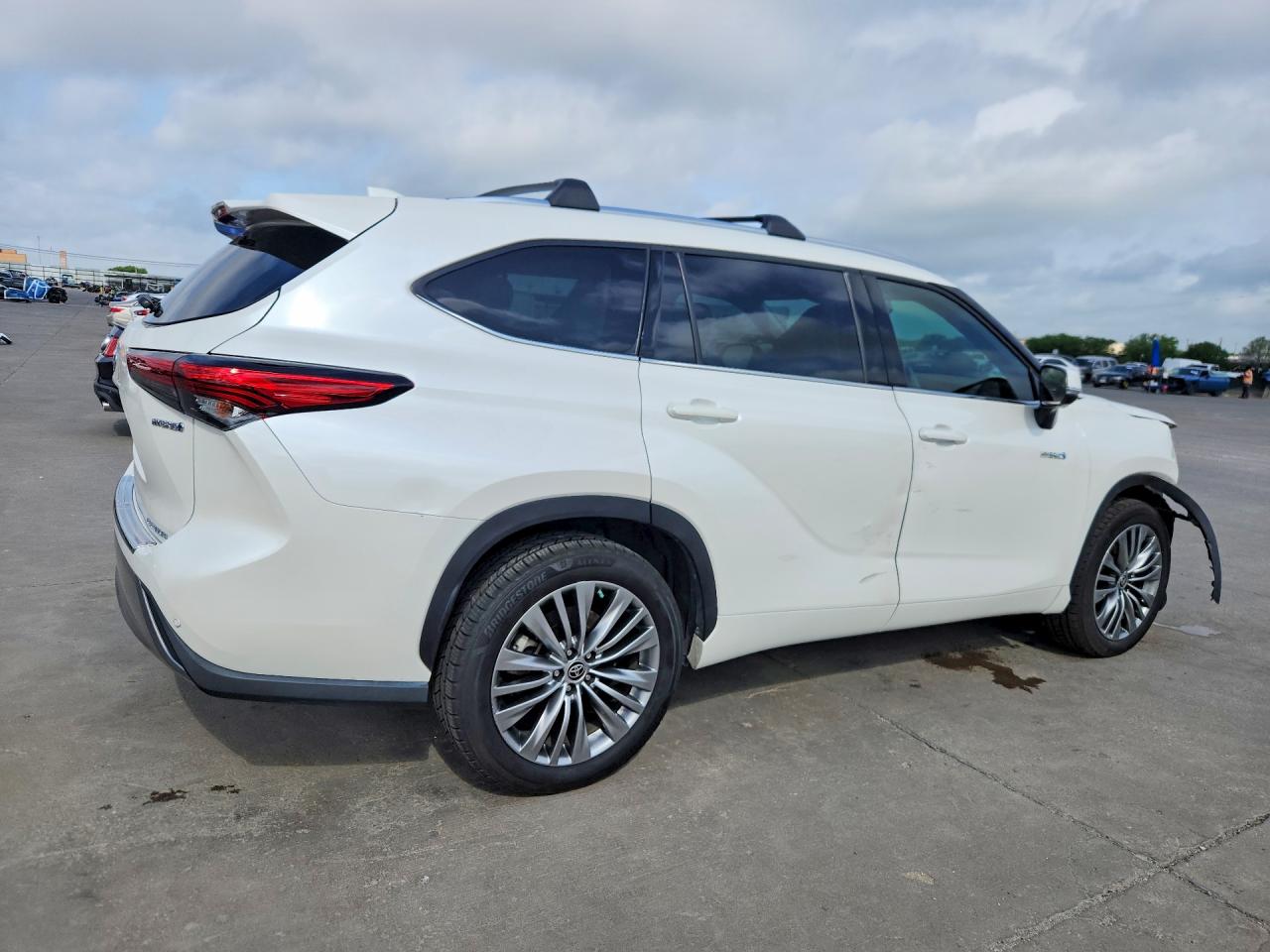 2021 TOYOTA HIGHLANDER HYBRID PLATINUM photo 5