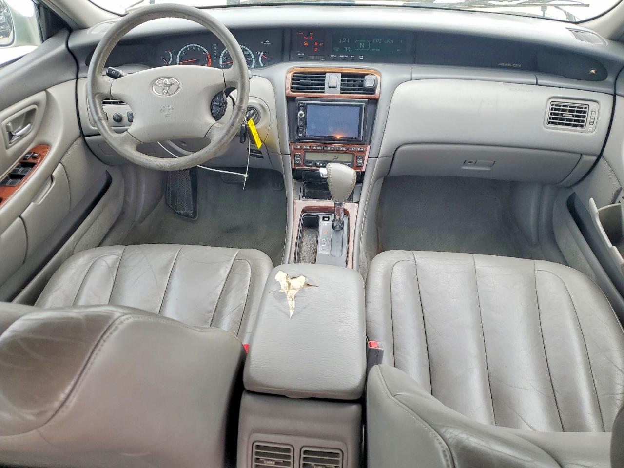 2002 TOYOTA AVALON photo 22