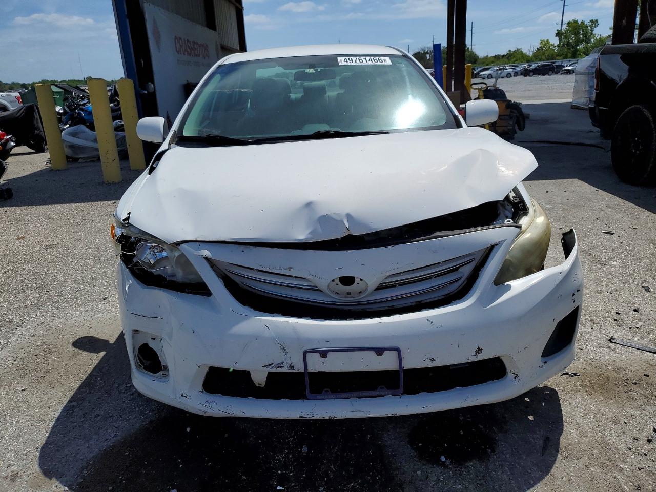 2013 TOYOTA COROLLA LE photo 9