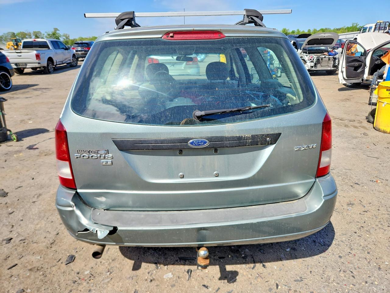 2005 FORD FOCUS ZXW photo 11