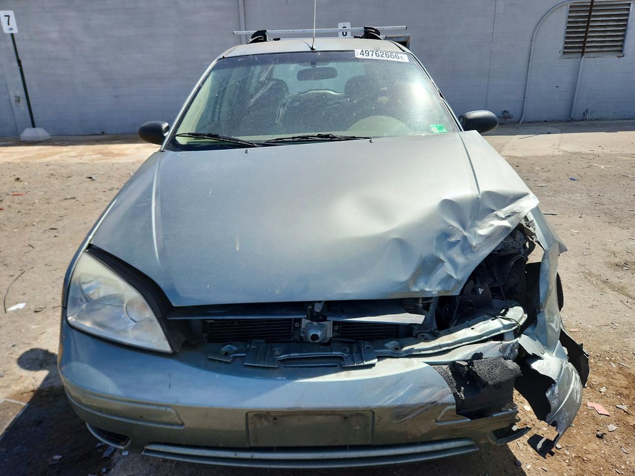 2005 FORD FOCUS ZXW photo 9
