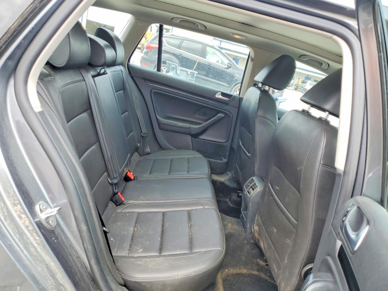 2014 VOLKSWAGEN JETTA S photo 19