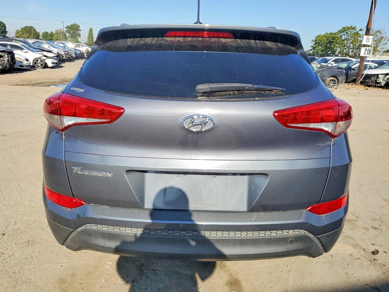 2017 HYUNDAI TUCSON SE photo 16