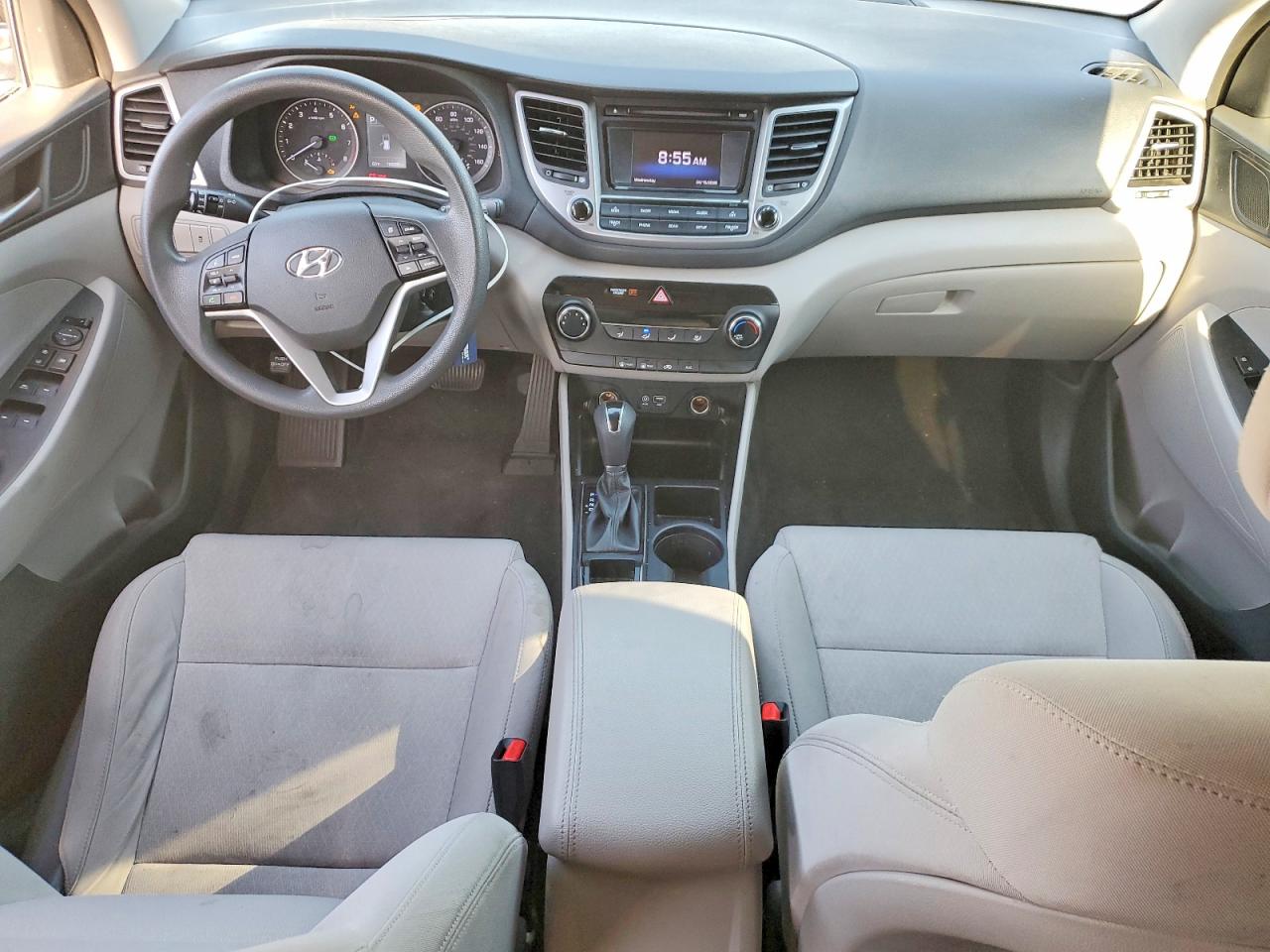 2017 HYUNDAI TUCSON SE photo 22