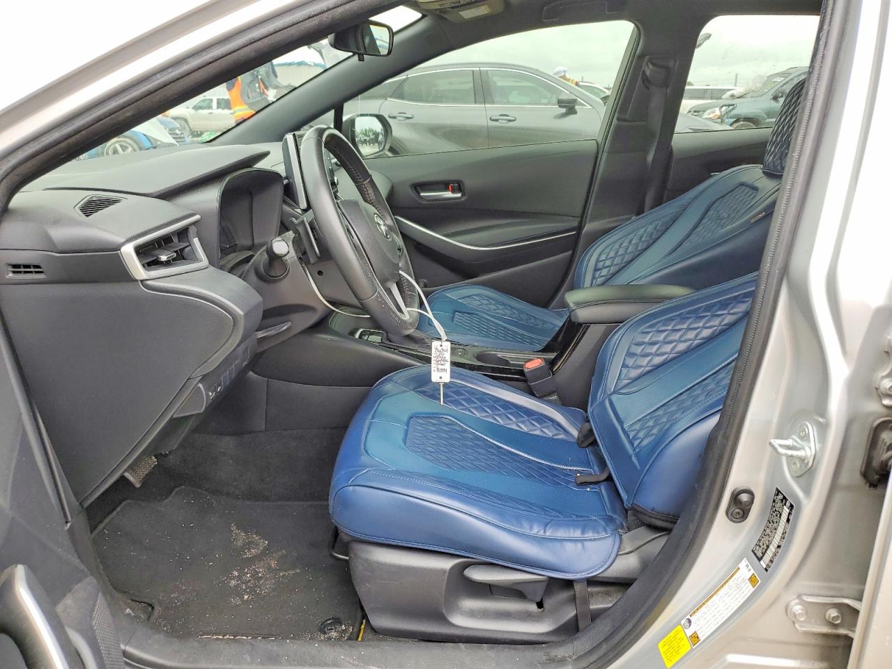 2020 TOYOTA COROLLA SE photo 19