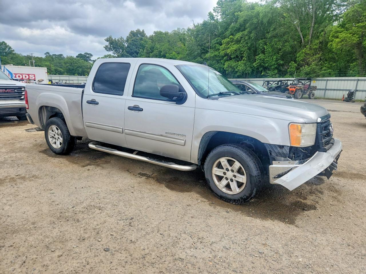 2010 GMC SIERRA C1500 SLE photo 7