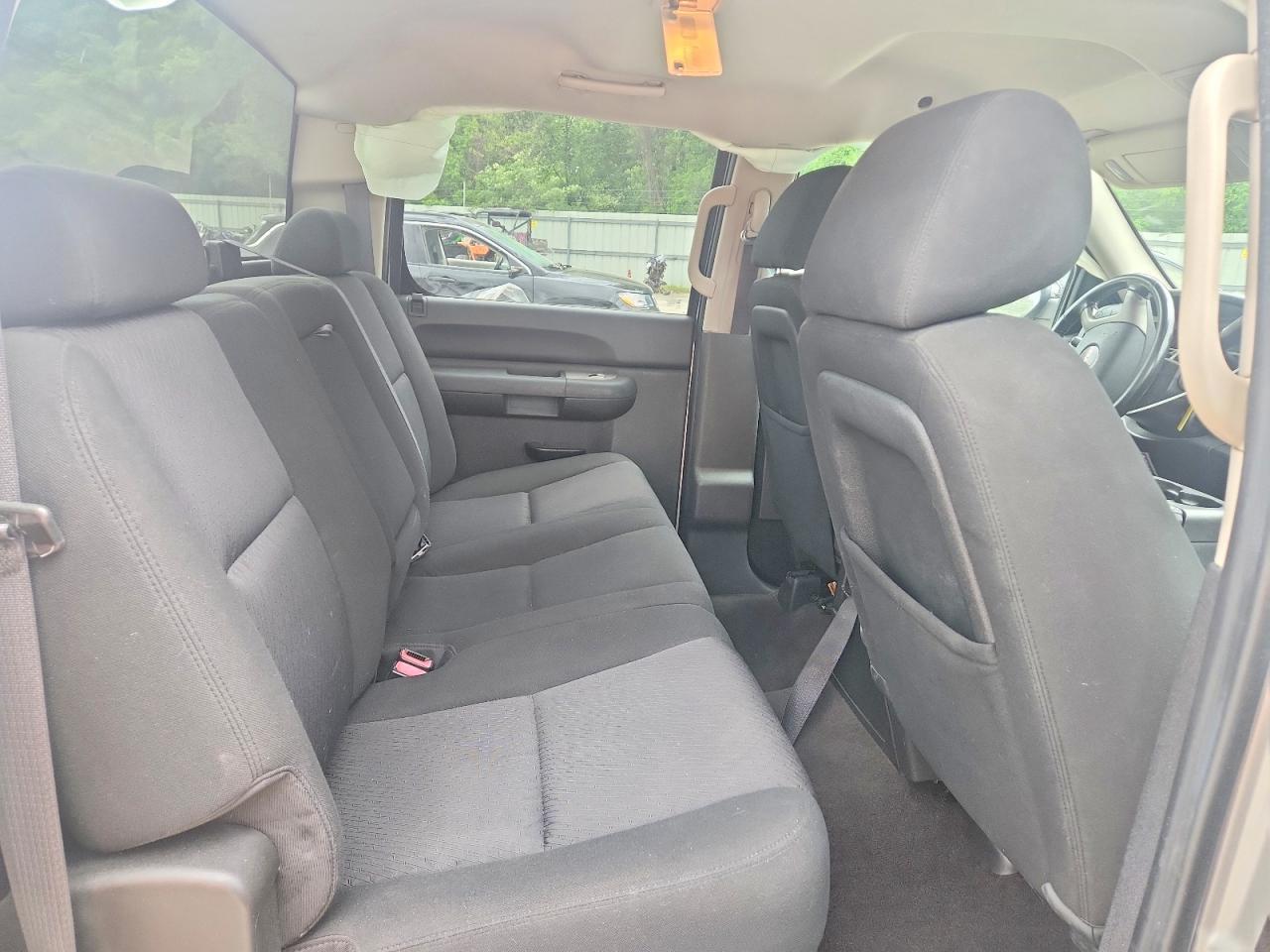 2010 GMC SIERRA C1500 SLE photo 19