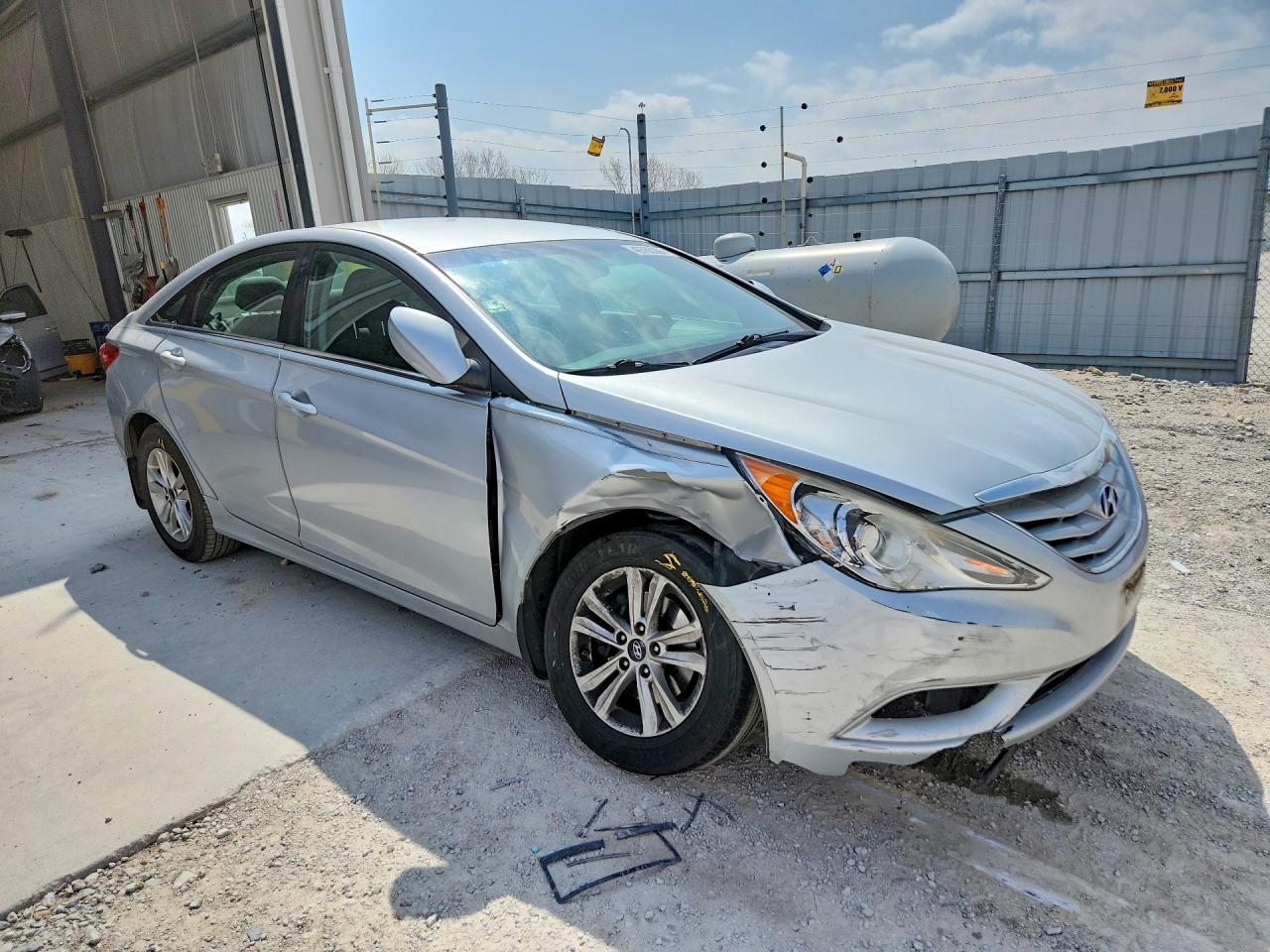 2013 HYUNDAI SONATA GLS photo 10