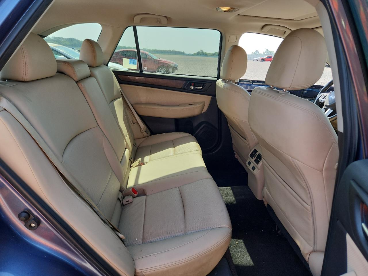 2015 SUBARU OUTBACK 3.6R LIMITED photo 21