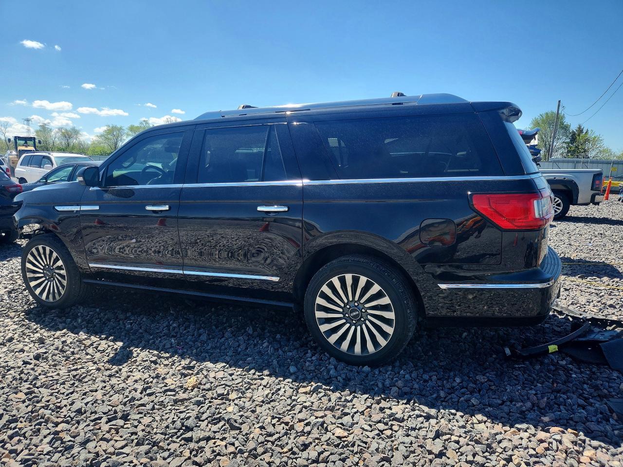 2019 LINCOLN NAVIGATOR L RESERVE photo 4