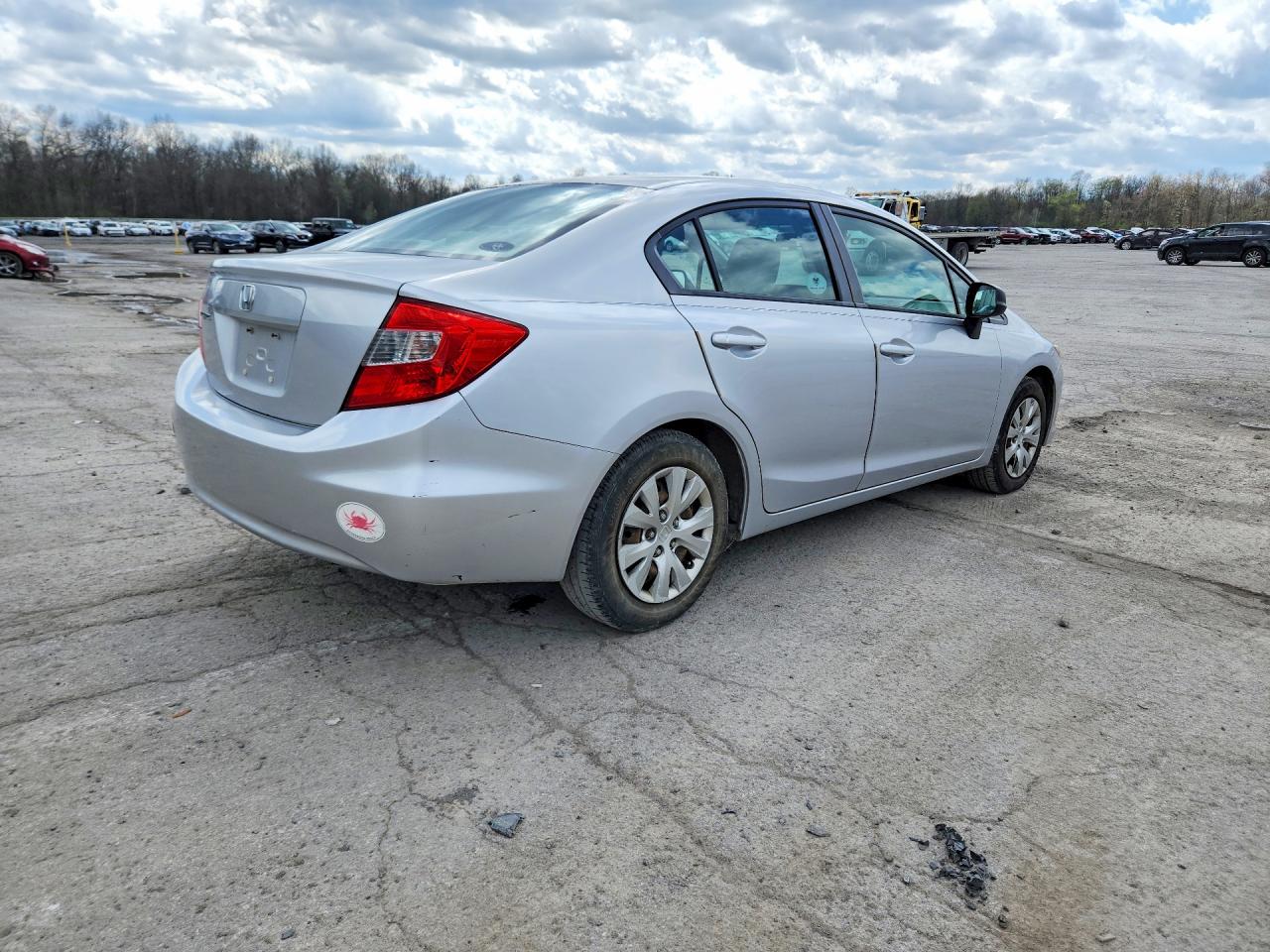 2012 HONDA CIVIC LX photo 5