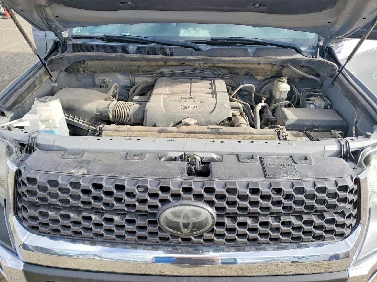 2018 TOYOTA TUNDRA SR5 photo 21