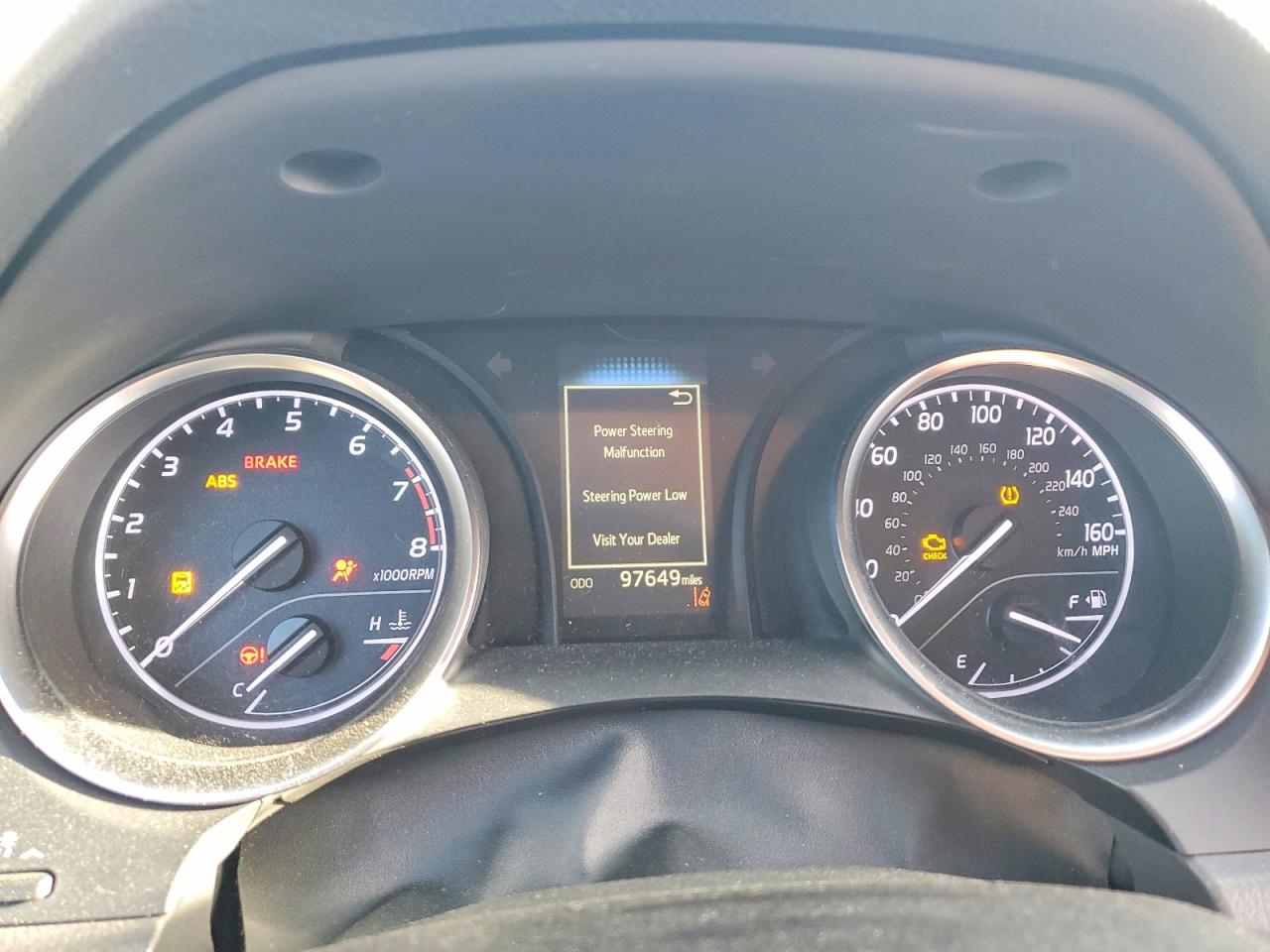 2018 TOYOTA CAMRY LE photo 25