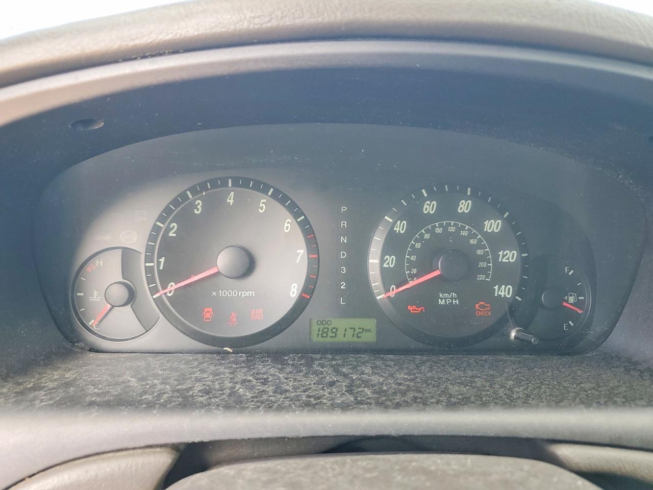 2004 HYUNDAI ELANTRA GLS photo 17