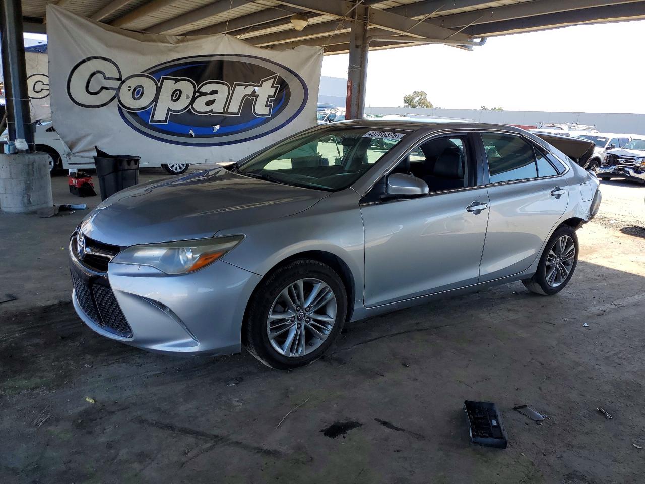 2017 TOYOTA CAMRY