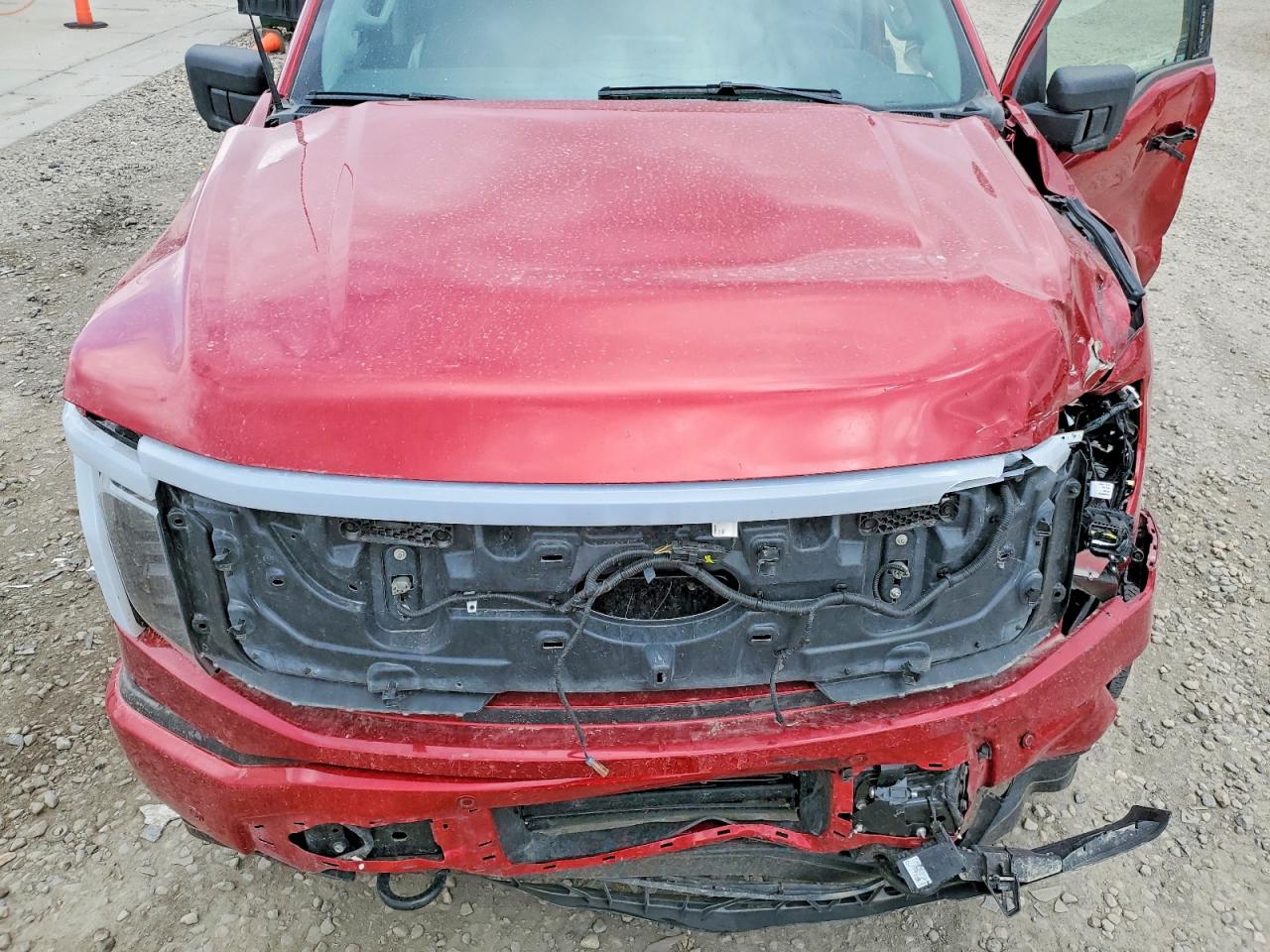 2024 FORD F150 LIGHTNING XLT photo 31
