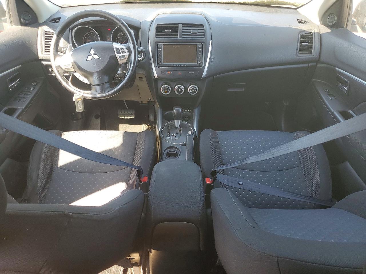 2011 MITSUBISHI OUTLANDER SPORT SE photo 15
