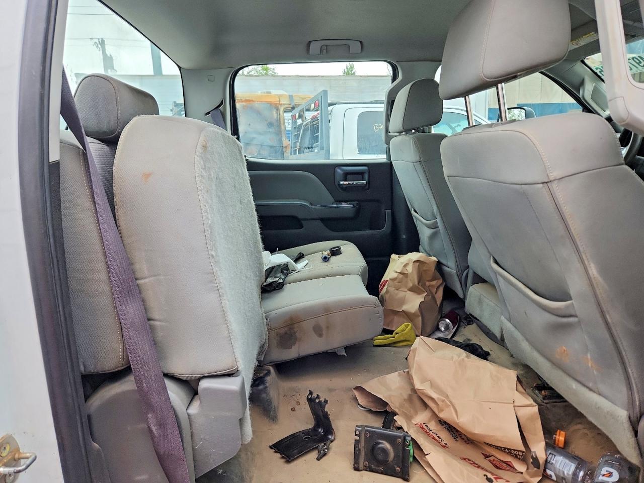 2017 CHEVROLET SILVERADO K3500 photo 19