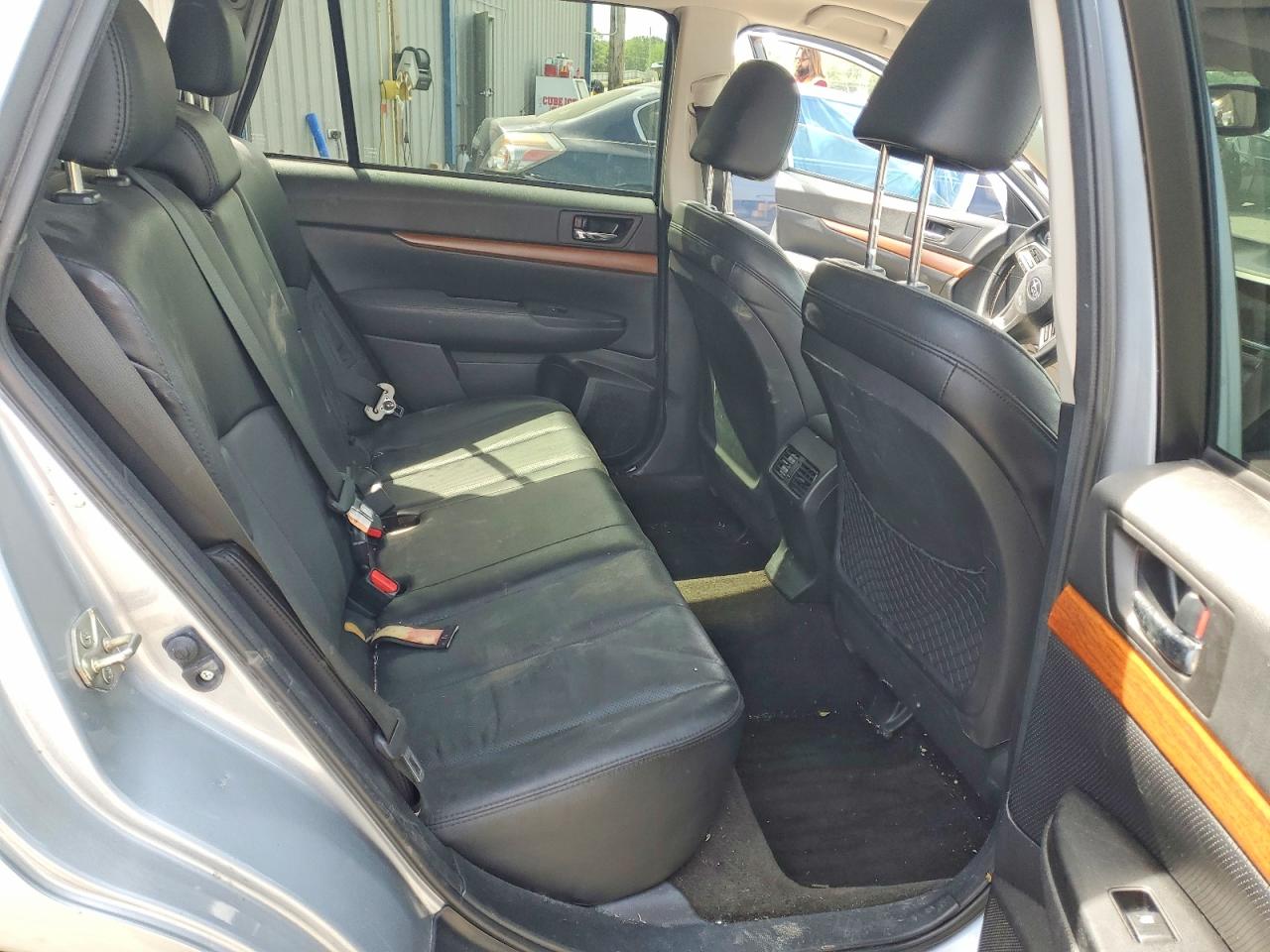 2014 SUBARU OUTBACK 2.5I LIMITED photo 31