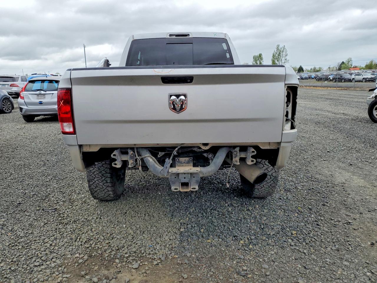 2017 RAM 2500 SLT photo 6