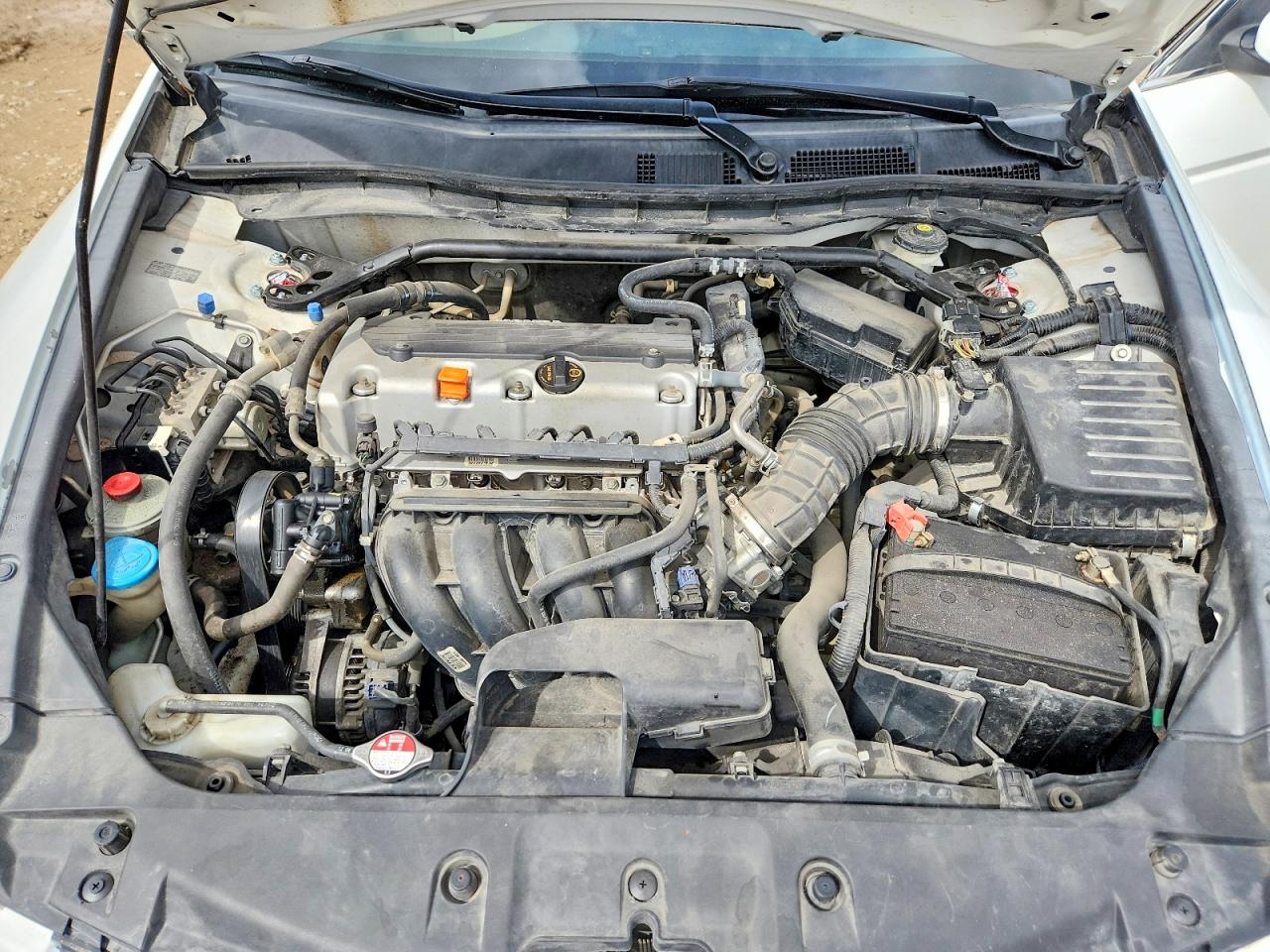2011 HONDA ACCORD photo 31