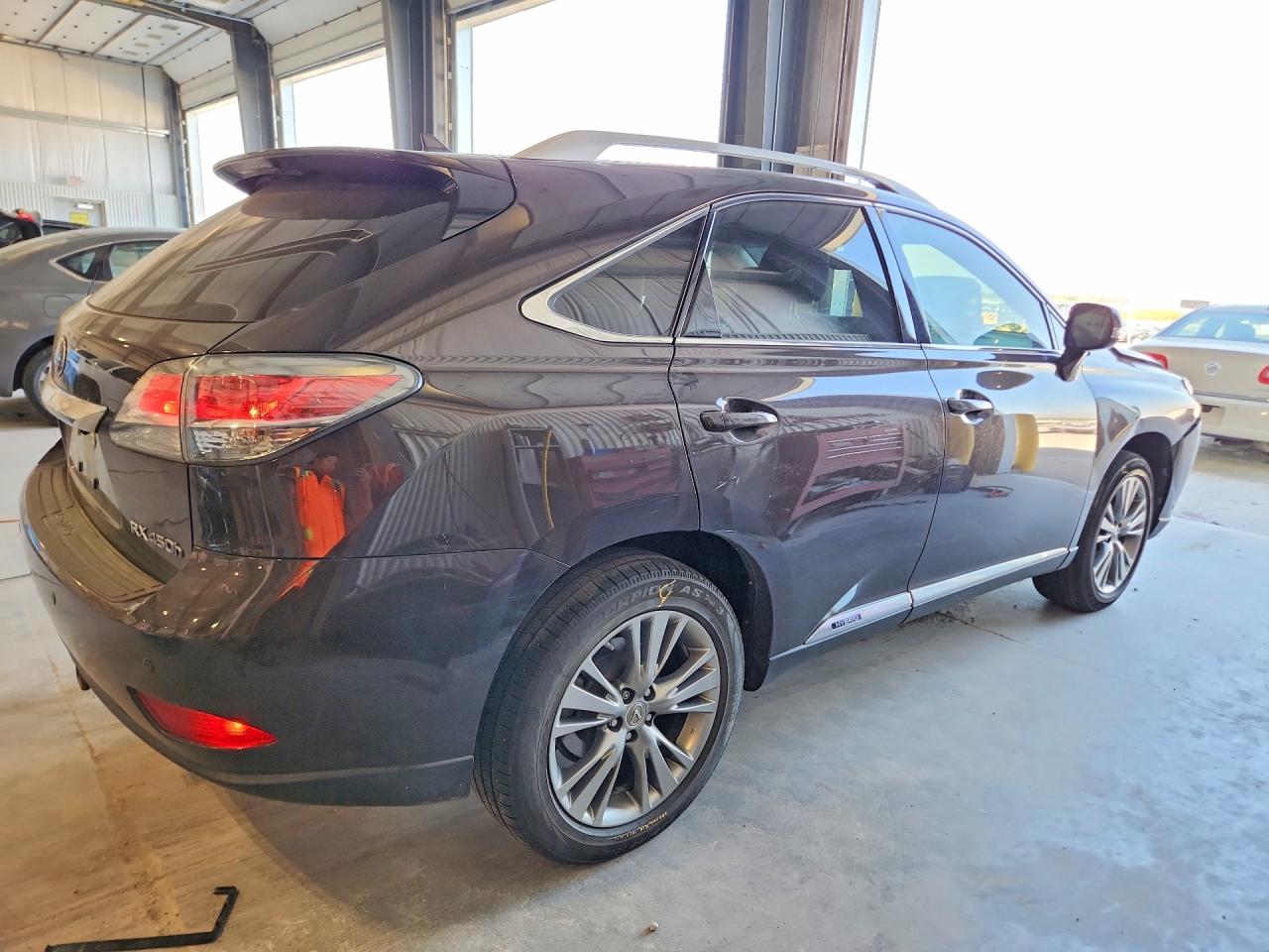 2013 LEXUS RX 450H photo 5