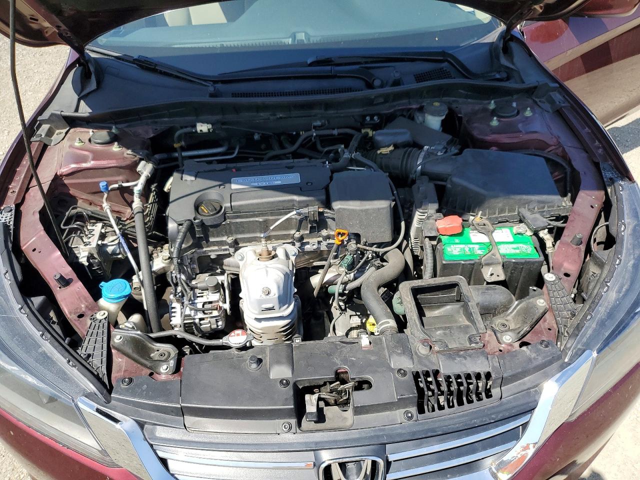 2015 HONDA ACCORD LX photo 21