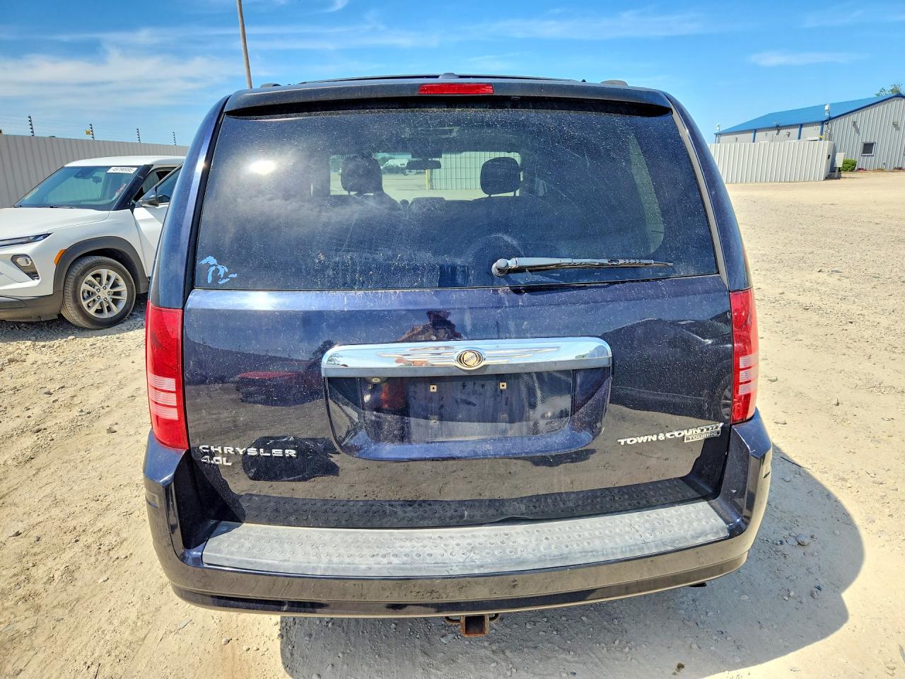 2010 CHRYSLER TOWN & COUNTRY TOURING PLUS photo 6